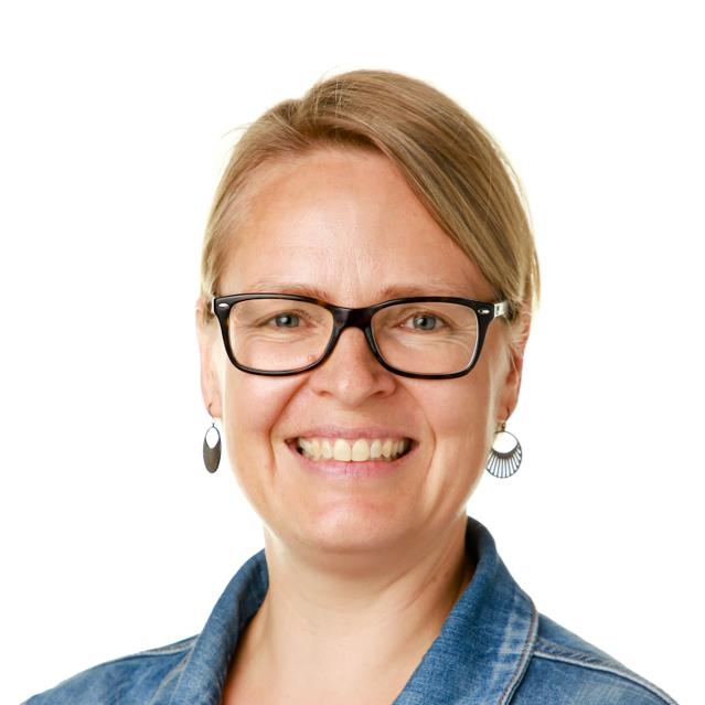 Karen Ronge Baktoft (KB)
